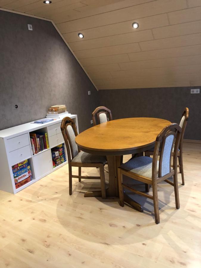 Ferienhaus Treis Neef Eksteriør billede